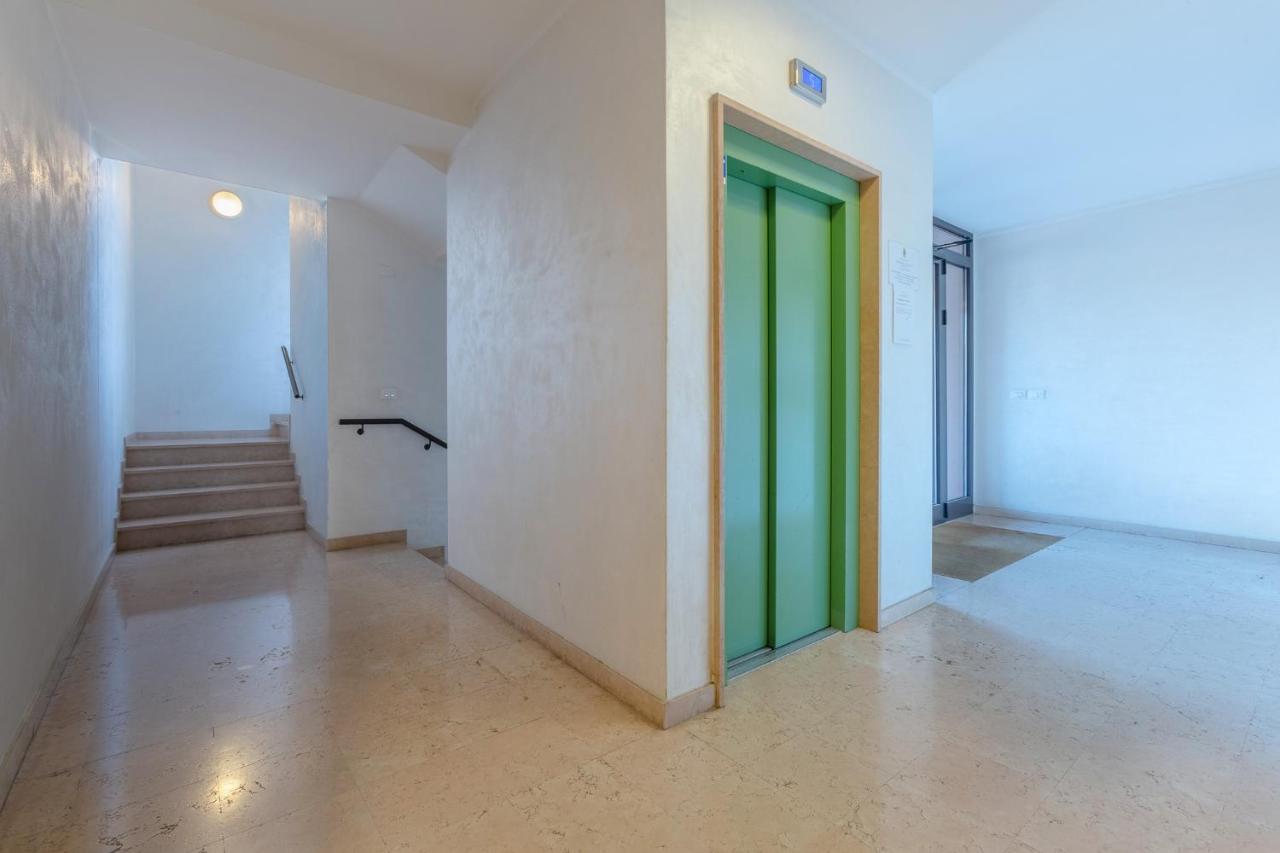 Lazzaretto A 5 Min Dall'Aeroporto Apartment Bolonha Exterior foto
